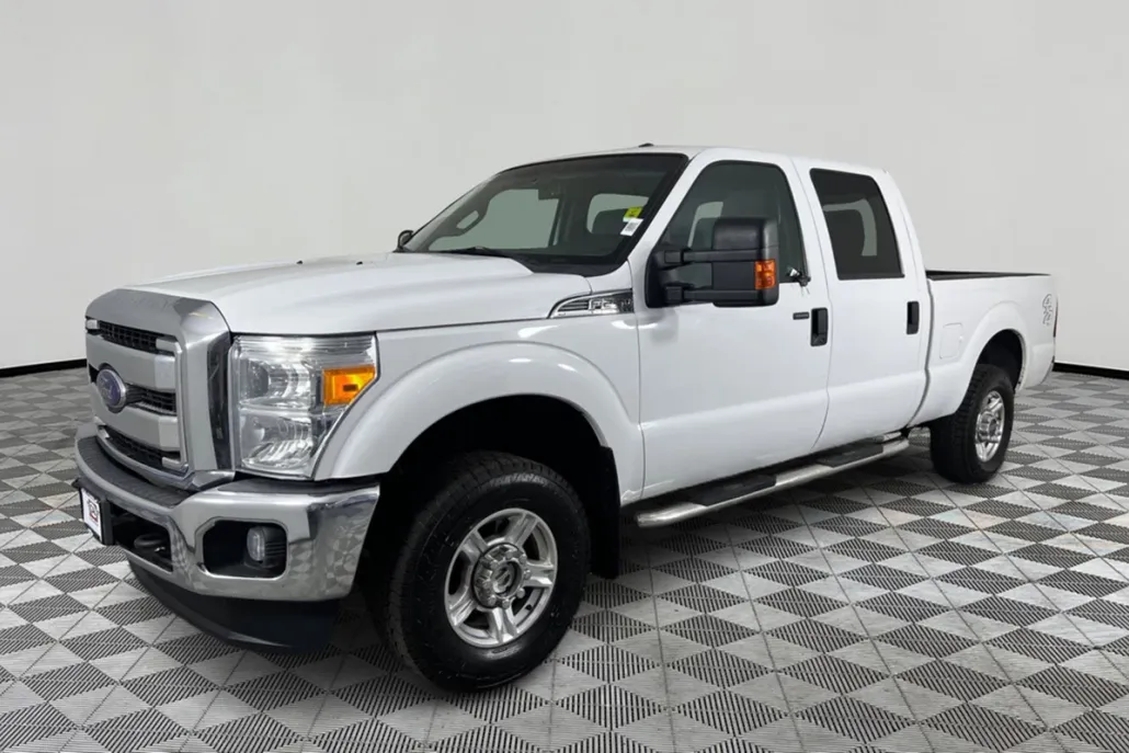 2015 Ford F-250 XLT photo 1