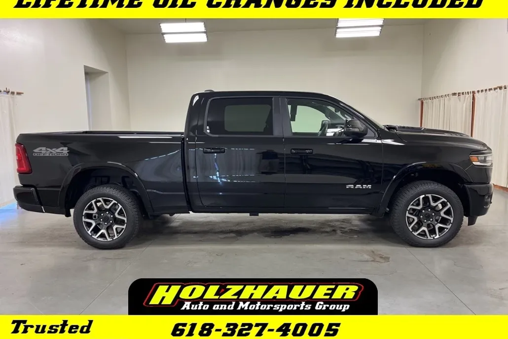 2025 Ram 1500 Laramie photo 1