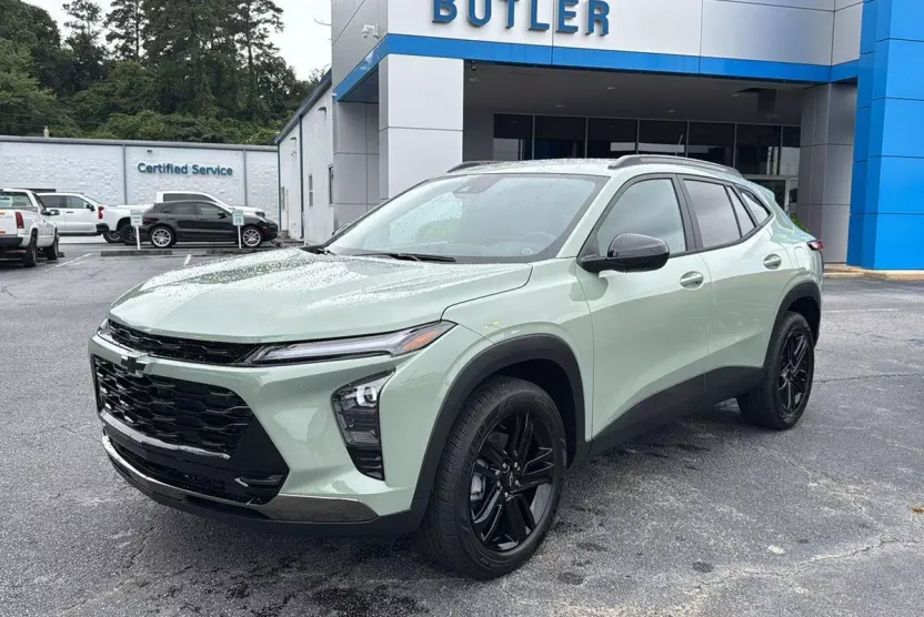 2025 Chevrolet Trax ACTIV photo 1