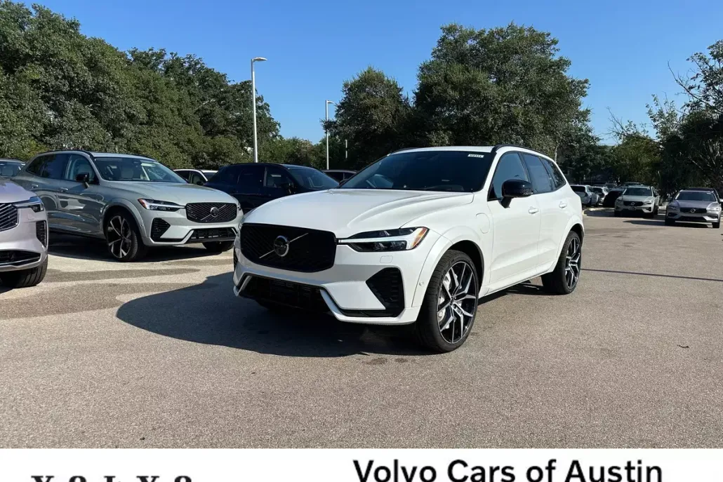 2026 Volvo XC60 Hybrid T8 Polestar photo 1