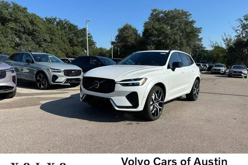 2026 Volvo XC60 Hybrid T8 Polestar photo 1