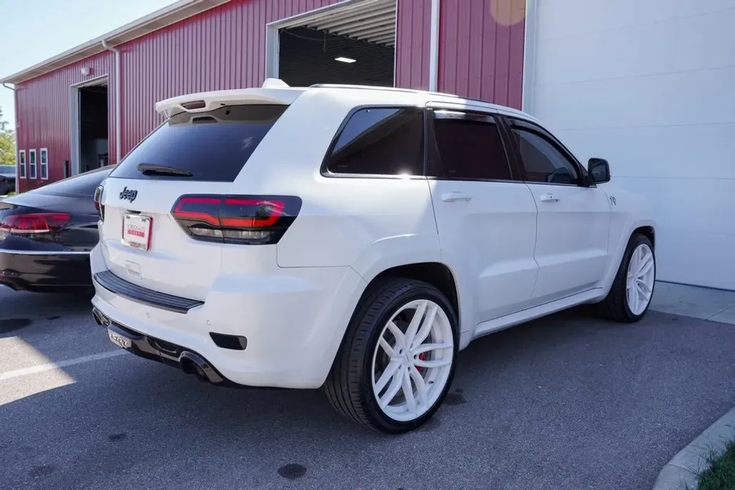 2014 Jeep Grand Cherokee SRT8 photo 1