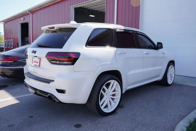 2014 Jeep Grand Cherokee SRT8 photo 1