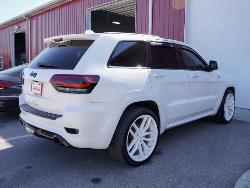2014 Jeep Grand Cherokee SRT8 photo 1