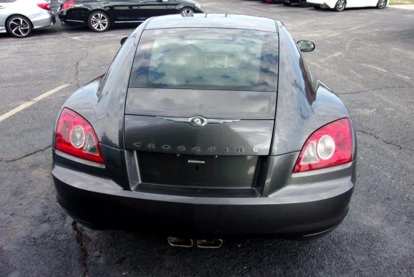 2004 Chrysler Crossfire Base photo 1