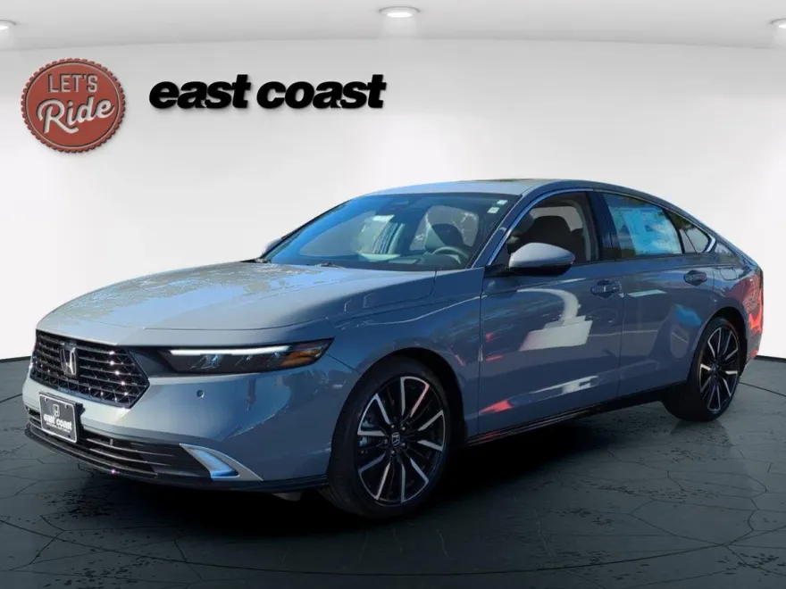2025 Honda Accord Hybrid Touring photo 1