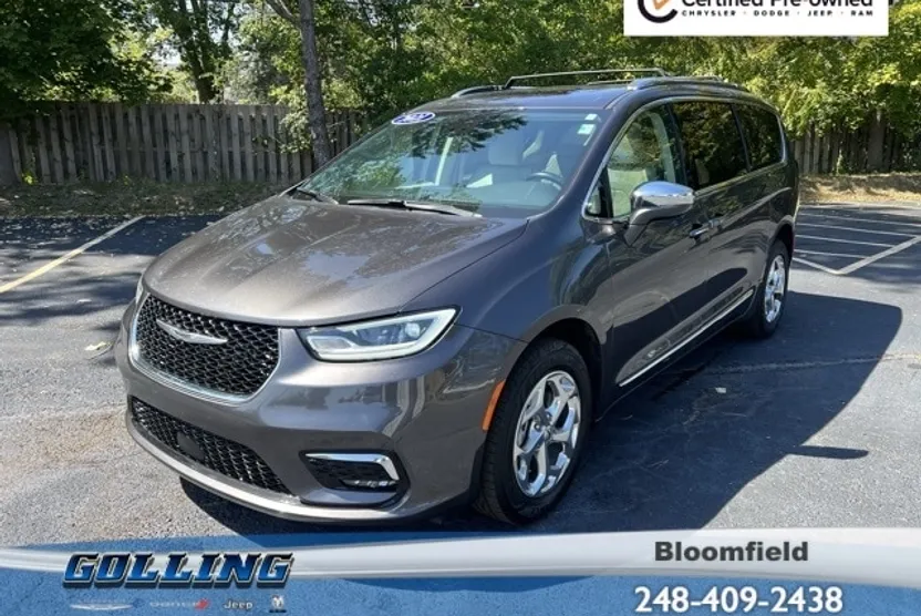 2021 Chrysler Pacifica Limited photo 1