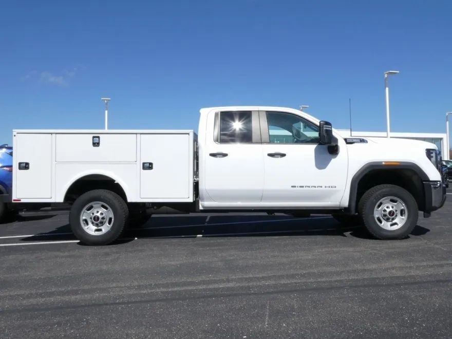 2024 Gmc Sierra 2500 HD Pro photo 1