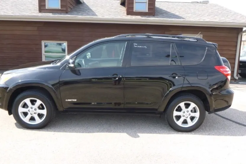 2012 Toyota RAV4 Limited photo 1