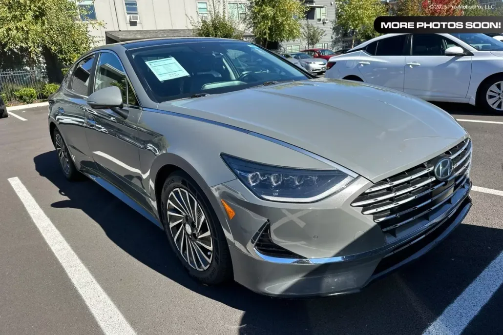 2020 Hyundai Sonata Hybrid Limited photo 1