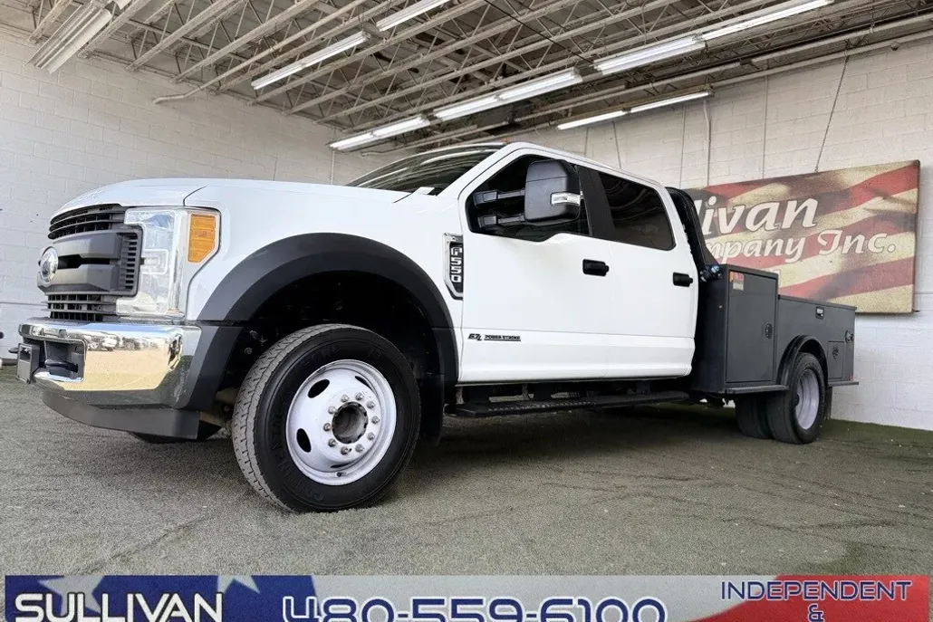 2017 Ford F-550 XL photo 1