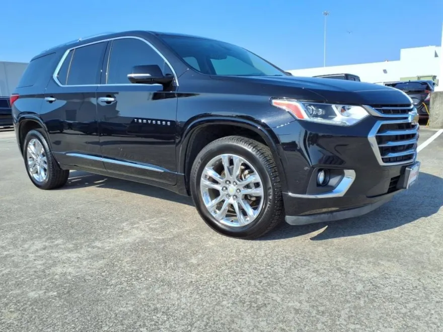 2020 Chevrolet Traverse High Country photo 1
