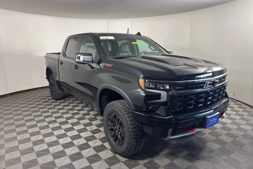 2024 Chevrolet Silverado 1500 ZR2 photo 1
