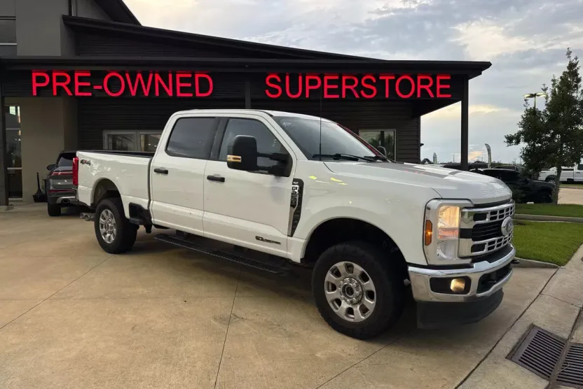 2024 Ford F-250 XLT photo 1