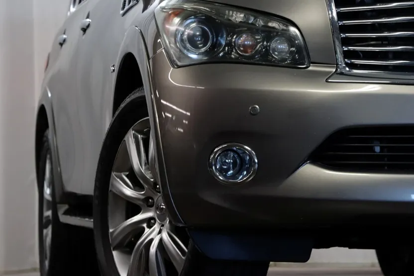 2014 Infiniti QX80 photo 1