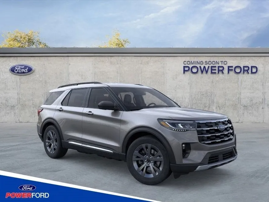 2025 Ford Explorer photo 1