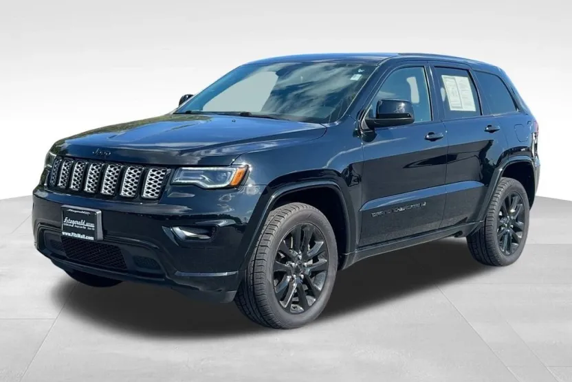 2022 Jeep Cherokee Laredo X photo 1