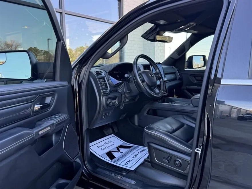2023 Ram 1500 Limited photo 2