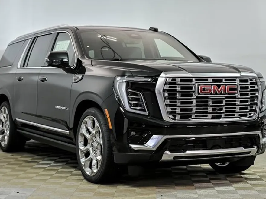 2025 Gmc Yukon XL Denali photo 1