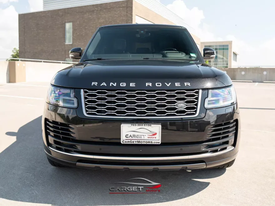 2020 Land Rover Range Rover P525 HSE photo 1