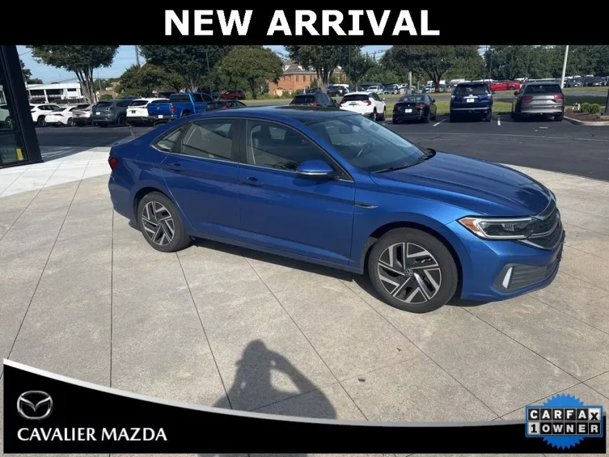 2022 Volkswagen Jetta 1.5T SEL photo 1