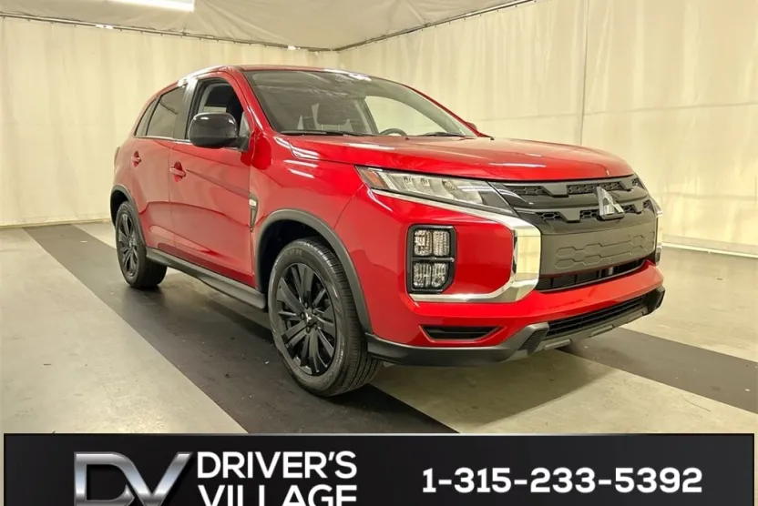 2024 Mitsubishi Outlander Sport LE photo 1