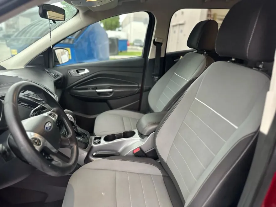 2015 Ford Escape SE photo 1