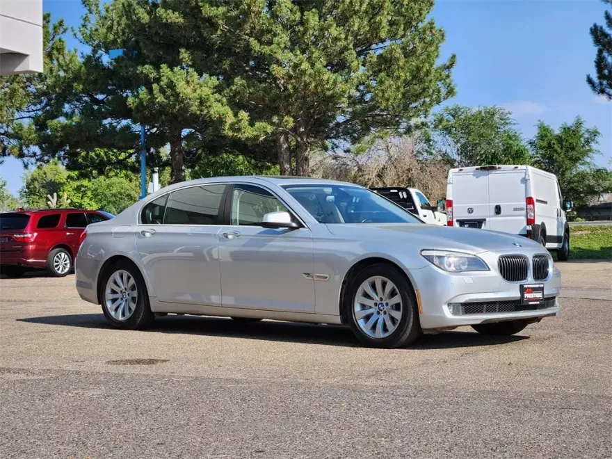 2011 Bmw 750Li 7-Series photo 1