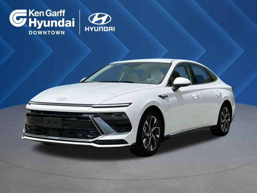 2025 Hyundai Sonata SEL photo 1