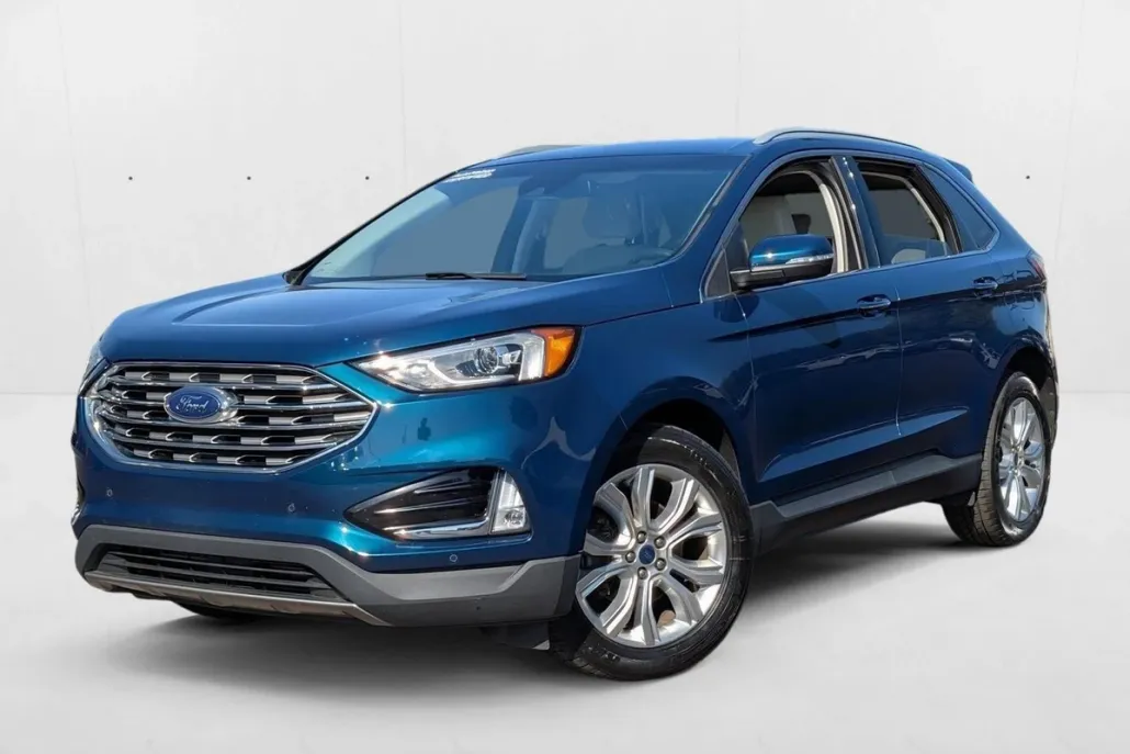 2020 Ford Edge Titanium photo 1