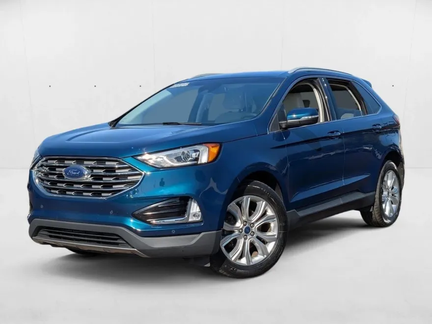 2020 Ford Edge Titanium photo 1
