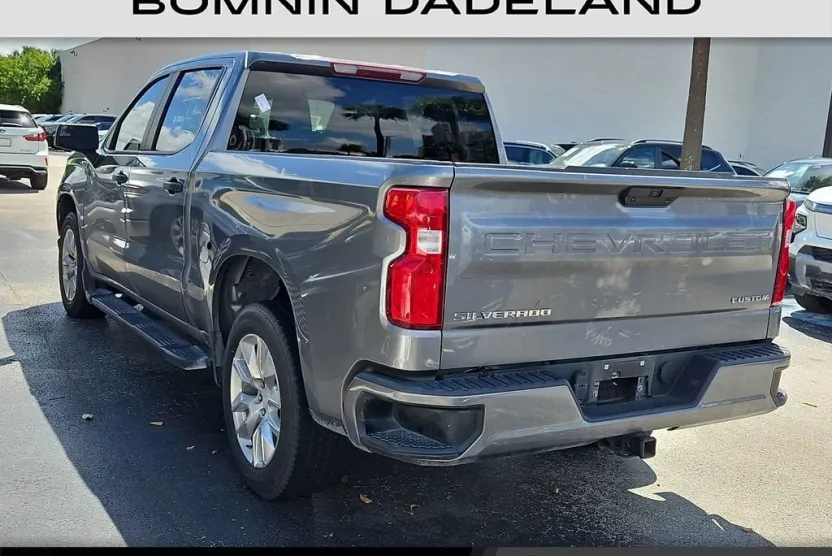 2022 Chevrolet Silverado 1500 Custom photo 1