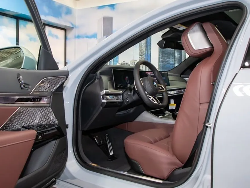 2025 Bmw 760i xDrive photo 1