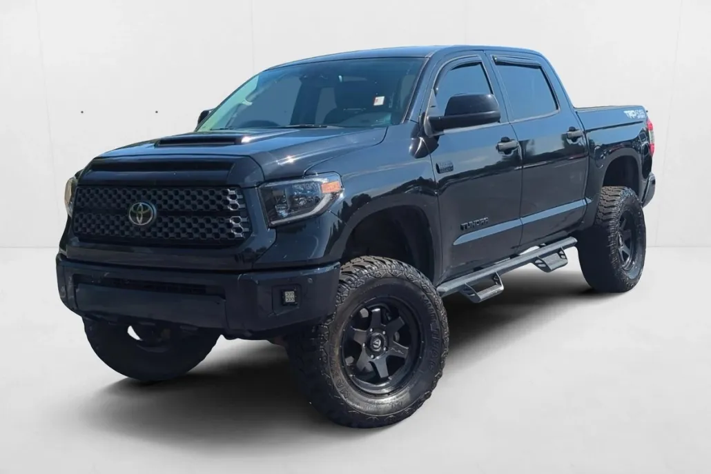 2020 Toyota Tundra SR5 CrewMax photo 1