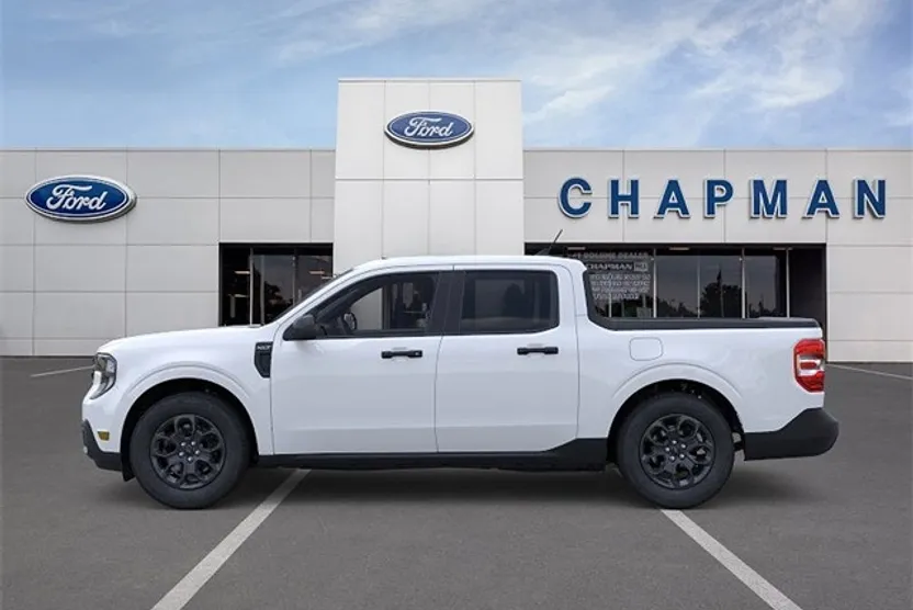 2025 Ford Maverick XLT photo 1