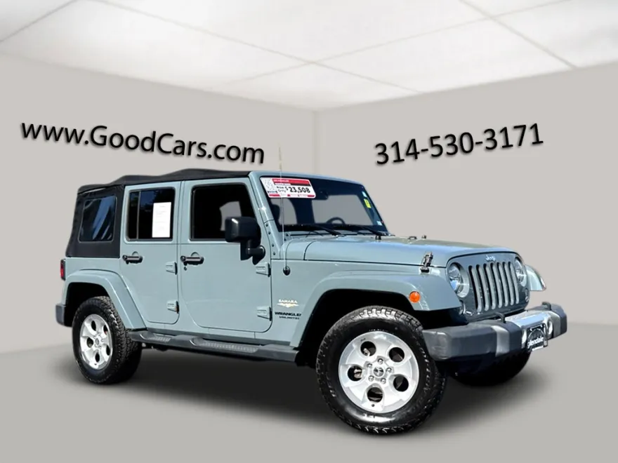 2015 Jeep Wrangler Unlimited Sahara photo 1