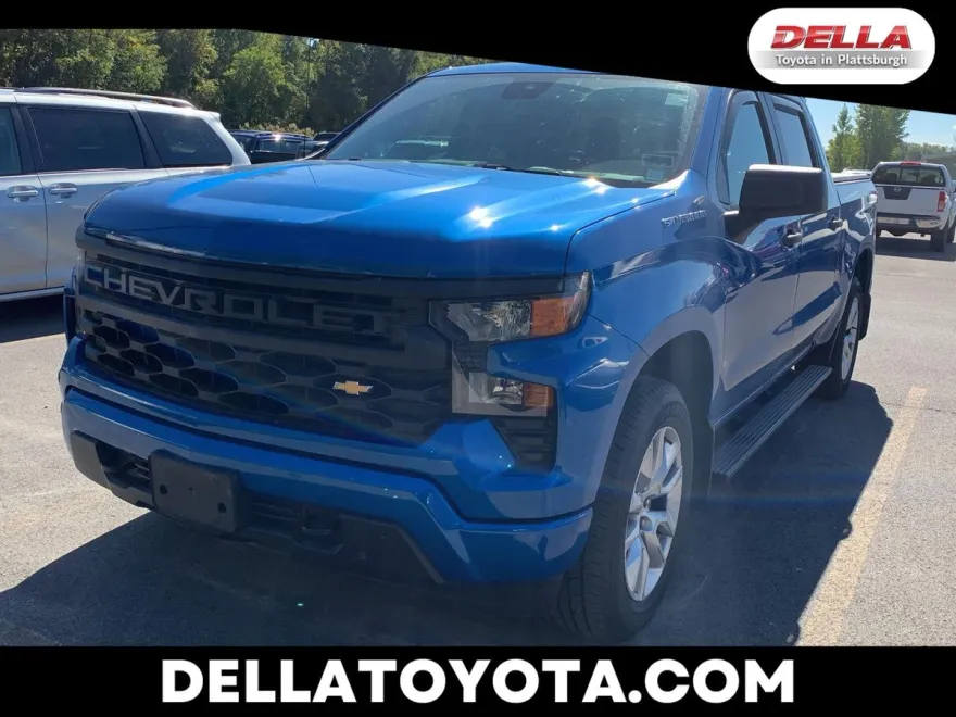 2022 Chevrolet Silverado 1500 Custom photo 1