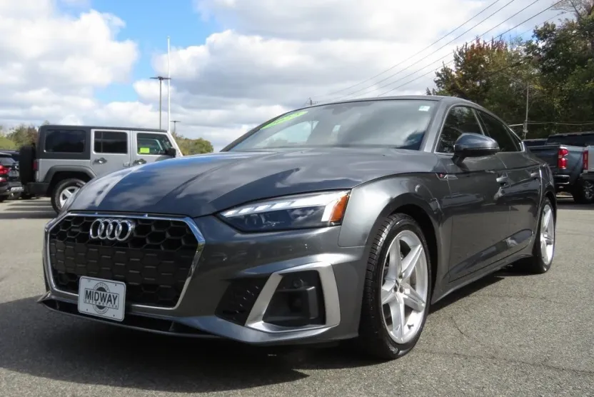 2022 Audi A5 S line Quattro Premium Plus photo 1