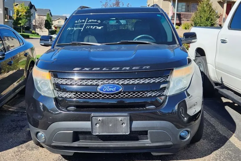 2015 Ford Explorer Sport photo 1