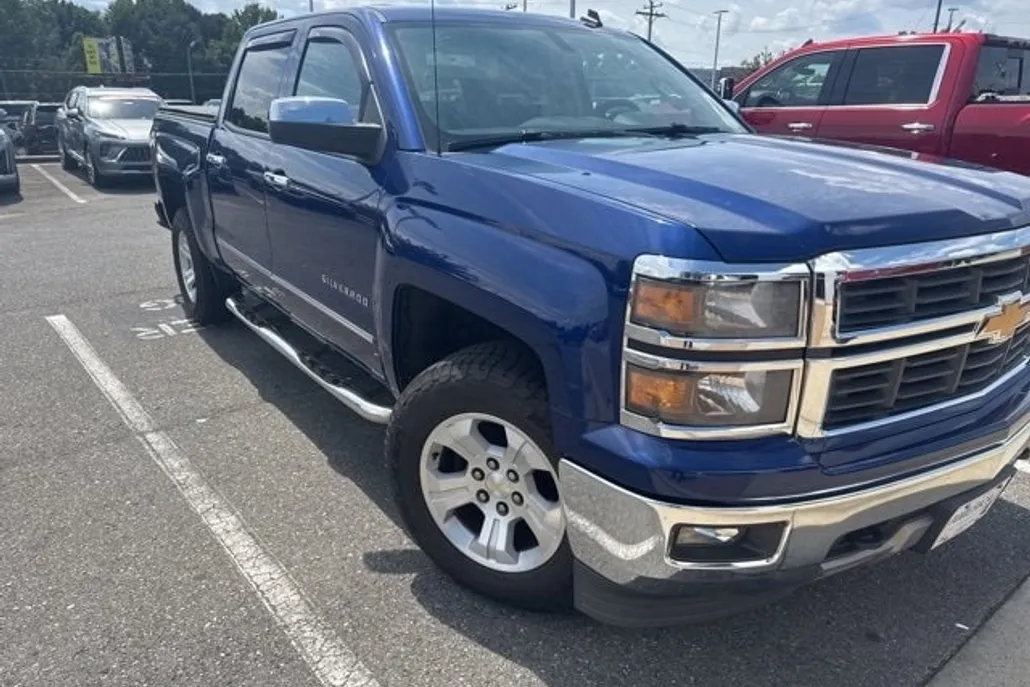 2014 Chevrolet Silverado 1500 LT photo 1