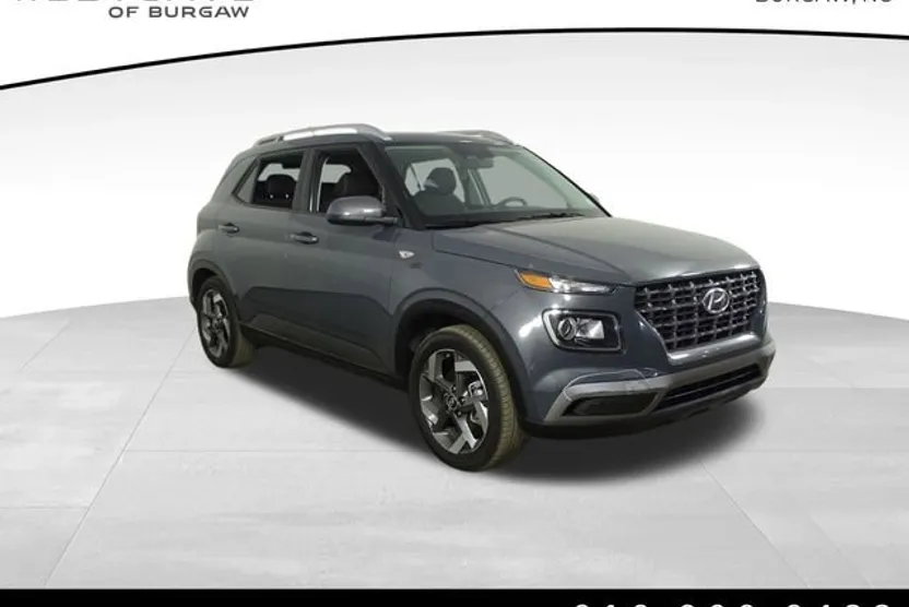 2024 Hyundai Venue SEL photo 1