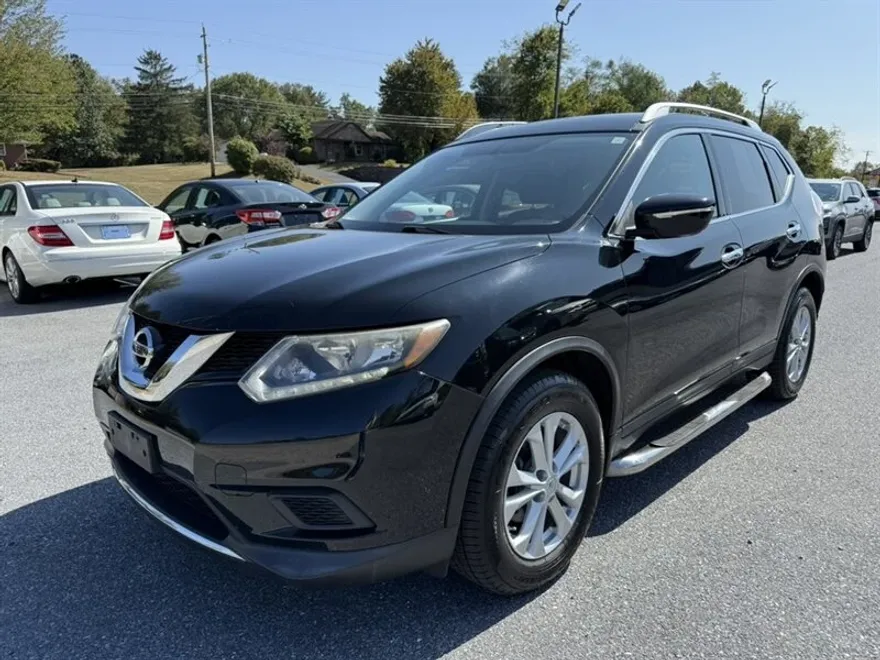 2015 Nissan Rogue S photo 1