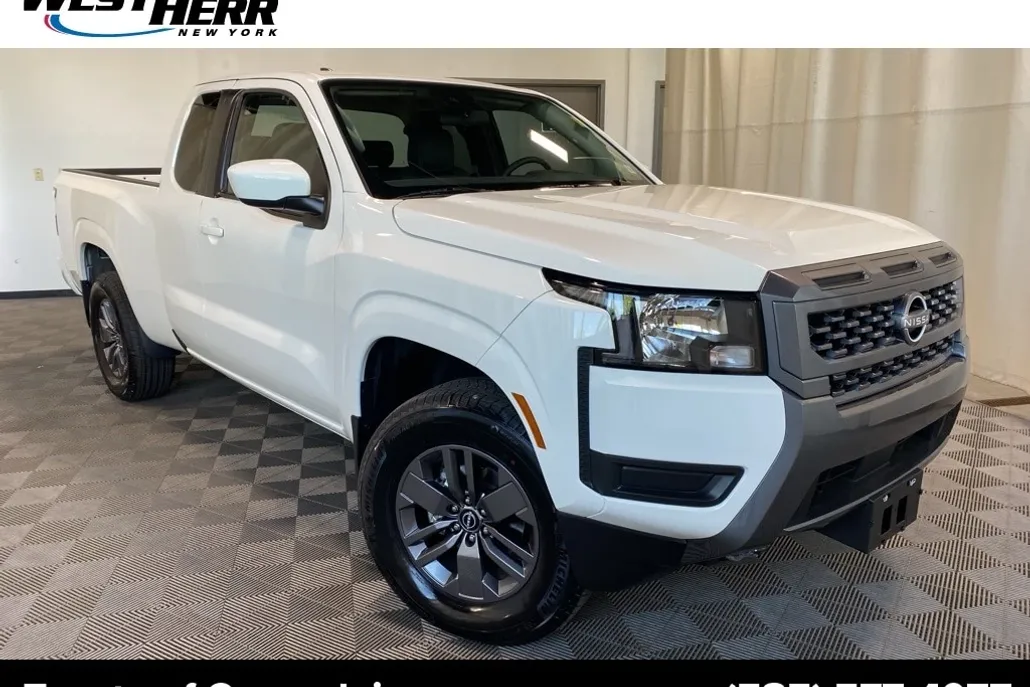 2025 Nissan Frontier SV photo 1
