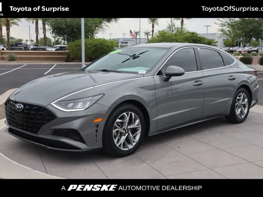 2022 Hyundai Sonata SEL photo 1