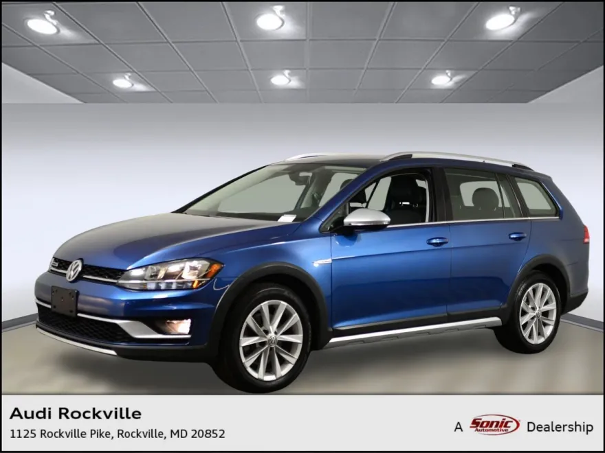 2019 Volkswagen Golf Alltrack S photo 1