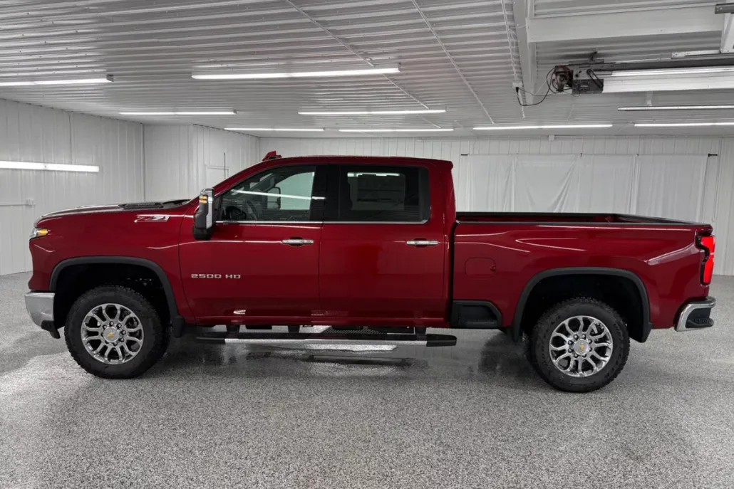2026 Chevrolet Silverado 2500HD LTZ photo 1