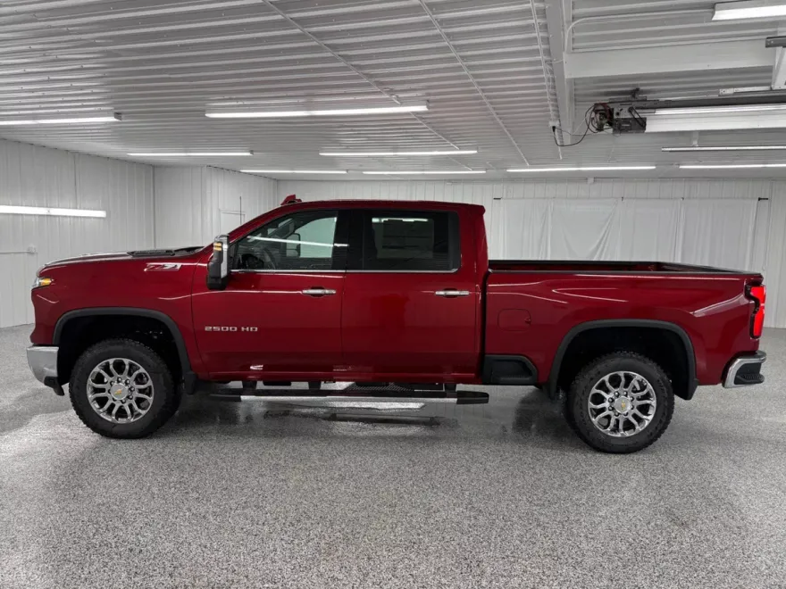 2026 Chevrolet Silverado 2500HD LTZ photo 1