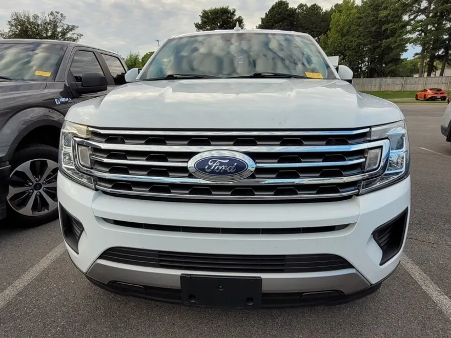 2018 Ford Expedition XLT photo 1