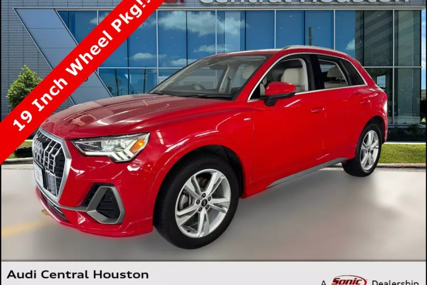 2022 Audi Q3 S line Premium Plus photo 1