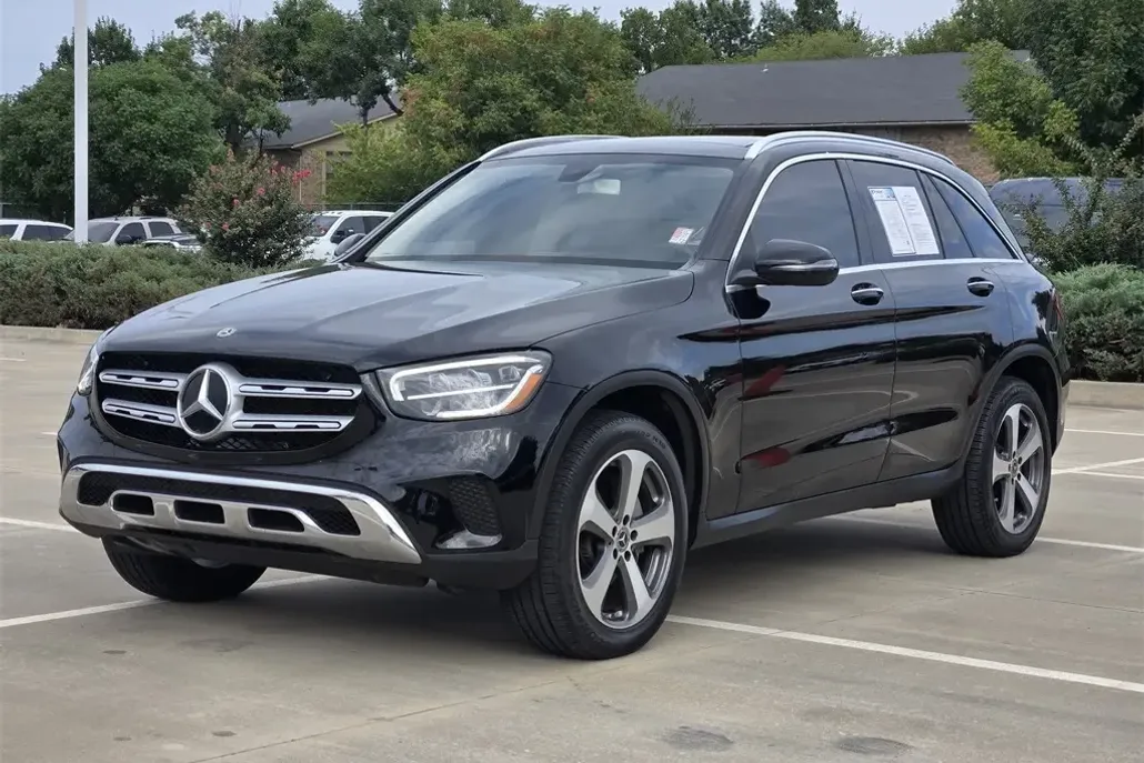 2020 Mercedes Benz GLC 300 photo 1
